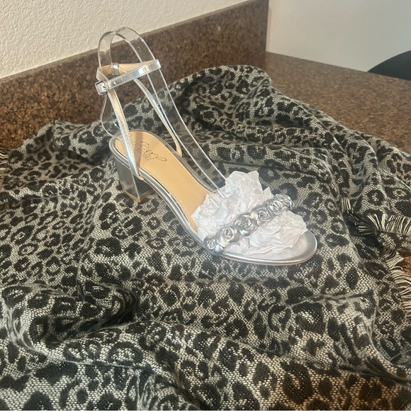 Jewel Badgley Mischka Shoes - New Bagley Mischka Floral Embellished Ankle Wrap Strap Sandals Sz: 8.5